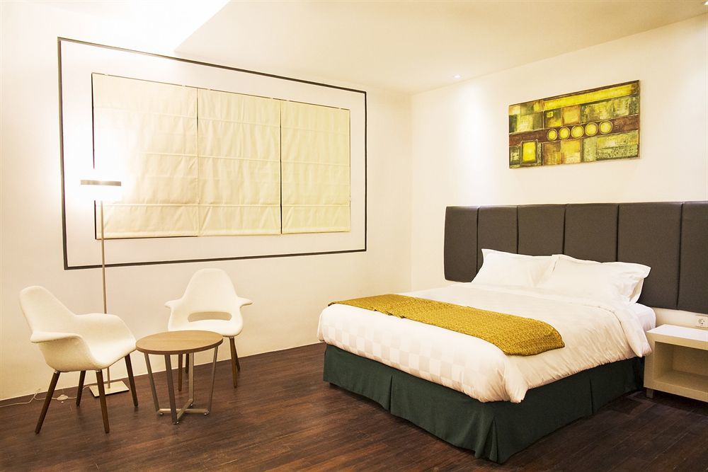 Arbor Biz Hotel Makassar Exterior foto